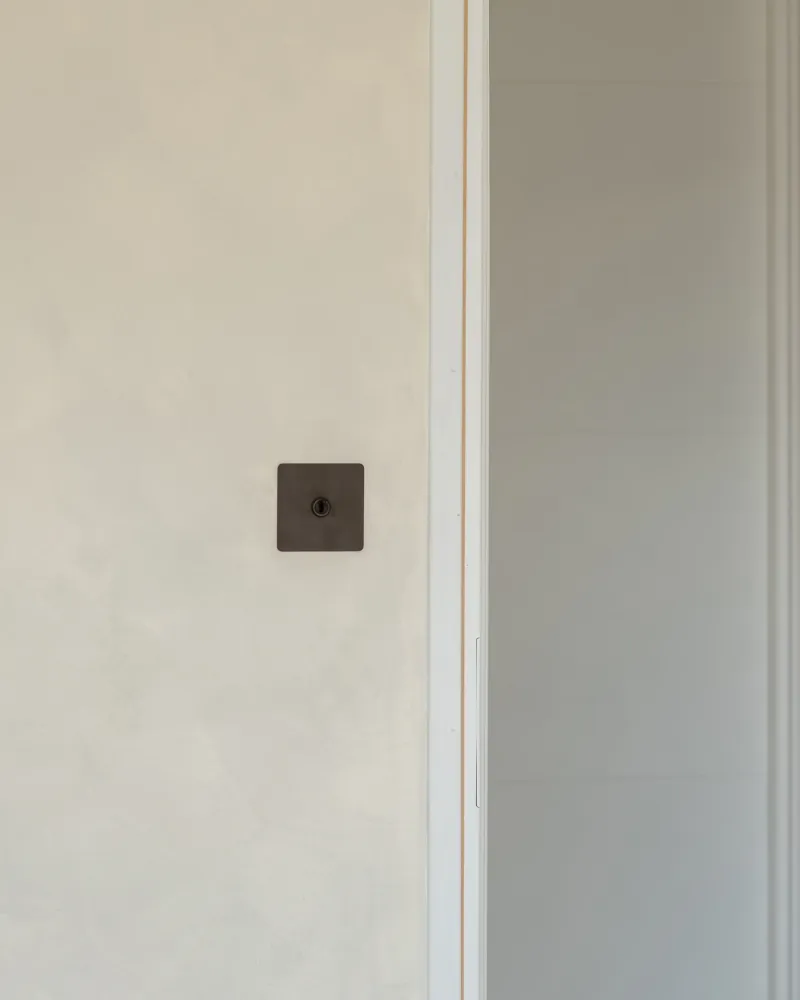 Kew Jednoduchý přepínač - Bronz Regular