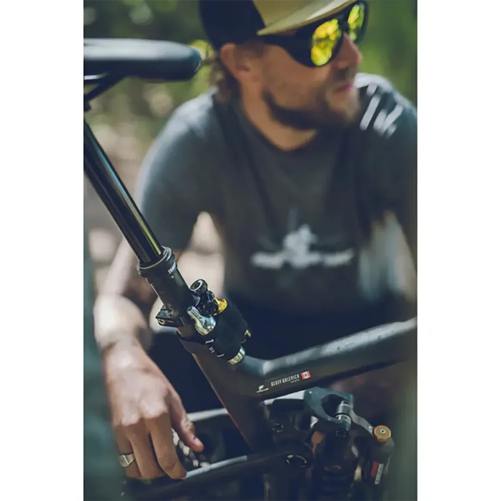 Bezdušová opravná sada CO2 LEZYNE BLASTER + 5 knotů + 2x kartuše CO2