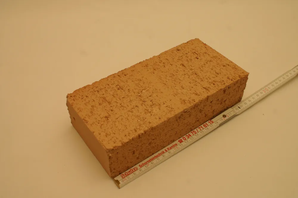 Žáruvzdorné šamotové cihly v klinkerovém formátu 25 x 12 x 6 cm