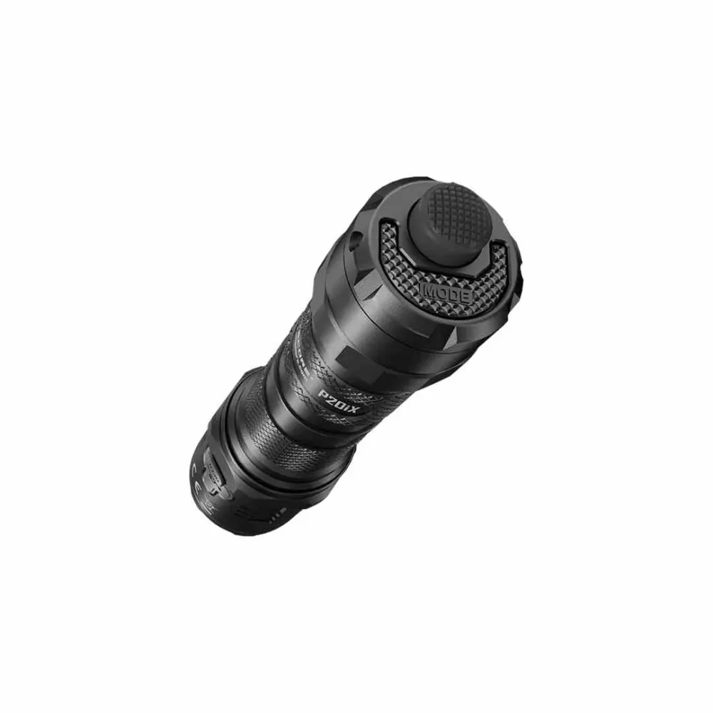 Svítilna Nitecore P20iX
