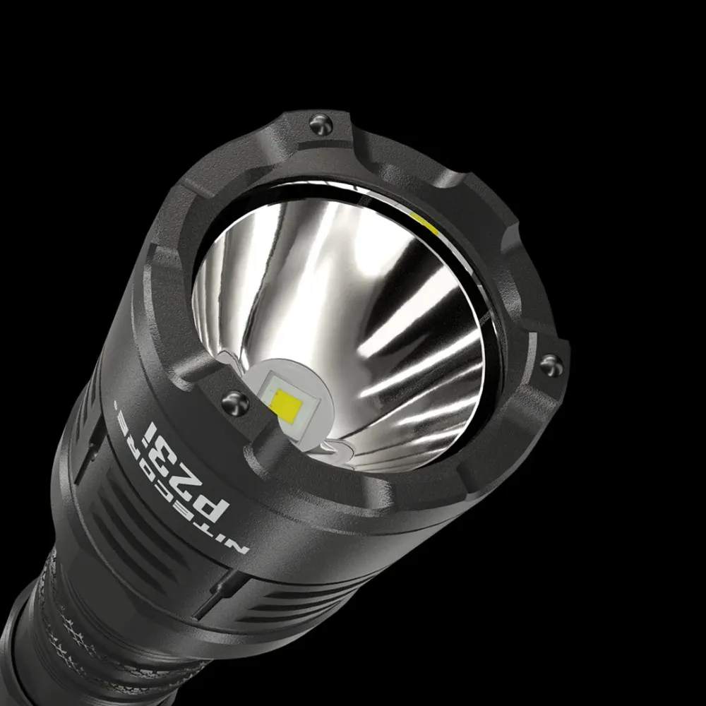 Svítilna Nitecore P23i