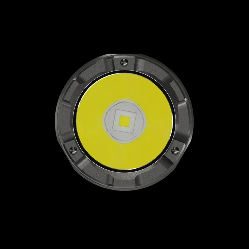 Svítilna Nitecore P23i