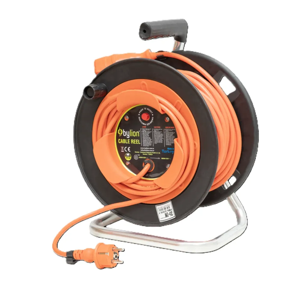 Naviják s měděným kabelem 3x2,5 mm2, IP44 s ochranou proti přetížení, proud 16 , 40m+2m Barva kabelu: oranžová, typ Schuko